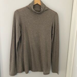 Vince Essentials Taupe Heather Long Sleeve Turtleneck